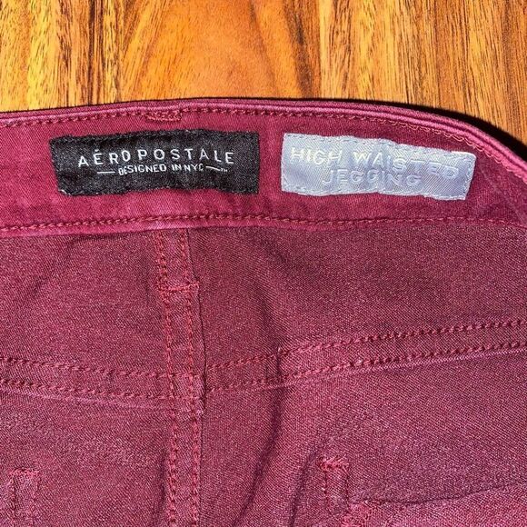 Aeropostale Deep Red High Waisted Skinny Jeans Womens Size 6 - Picture 9 of 10